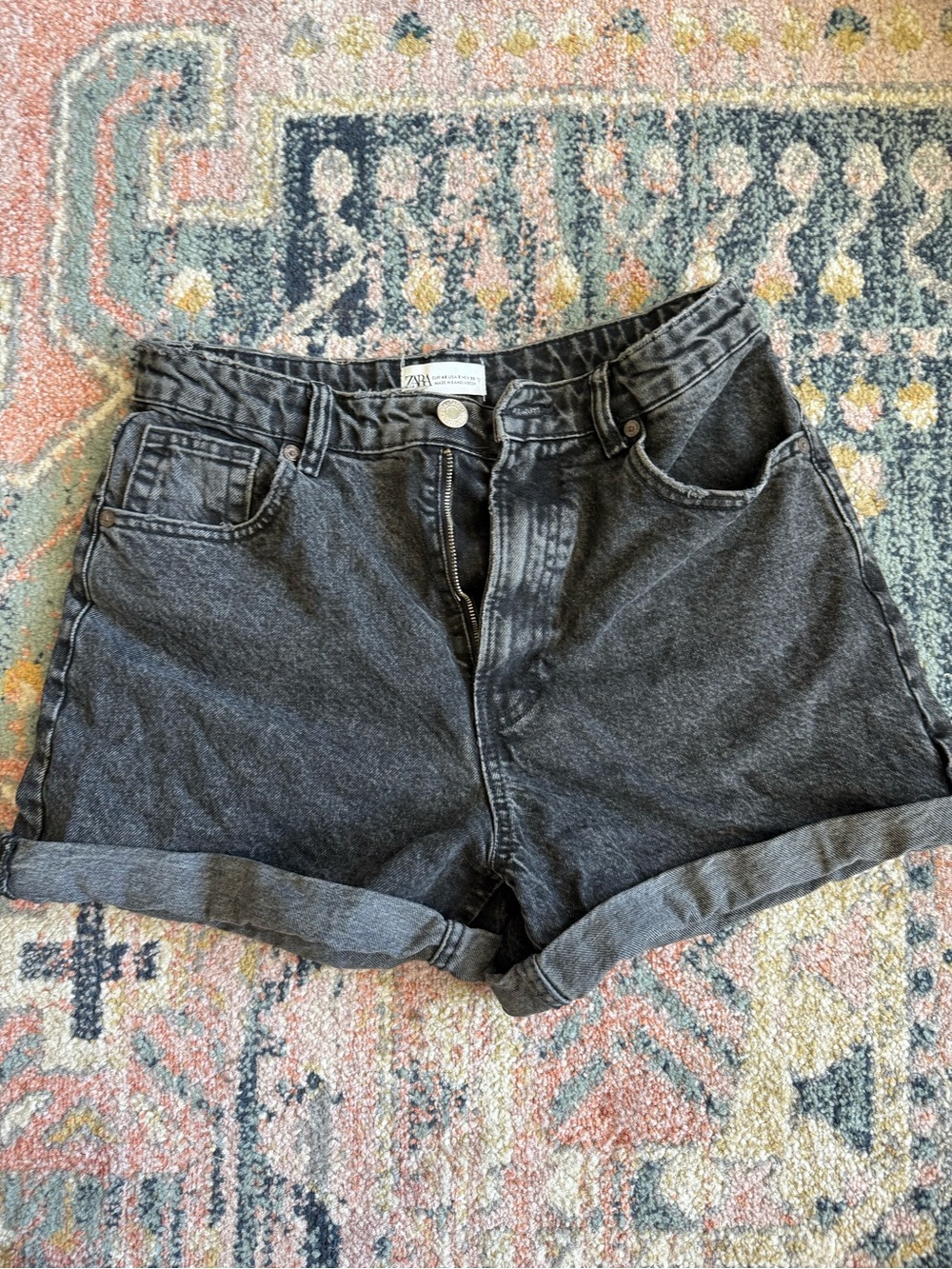 Zara high waisted black denim shorts size 8